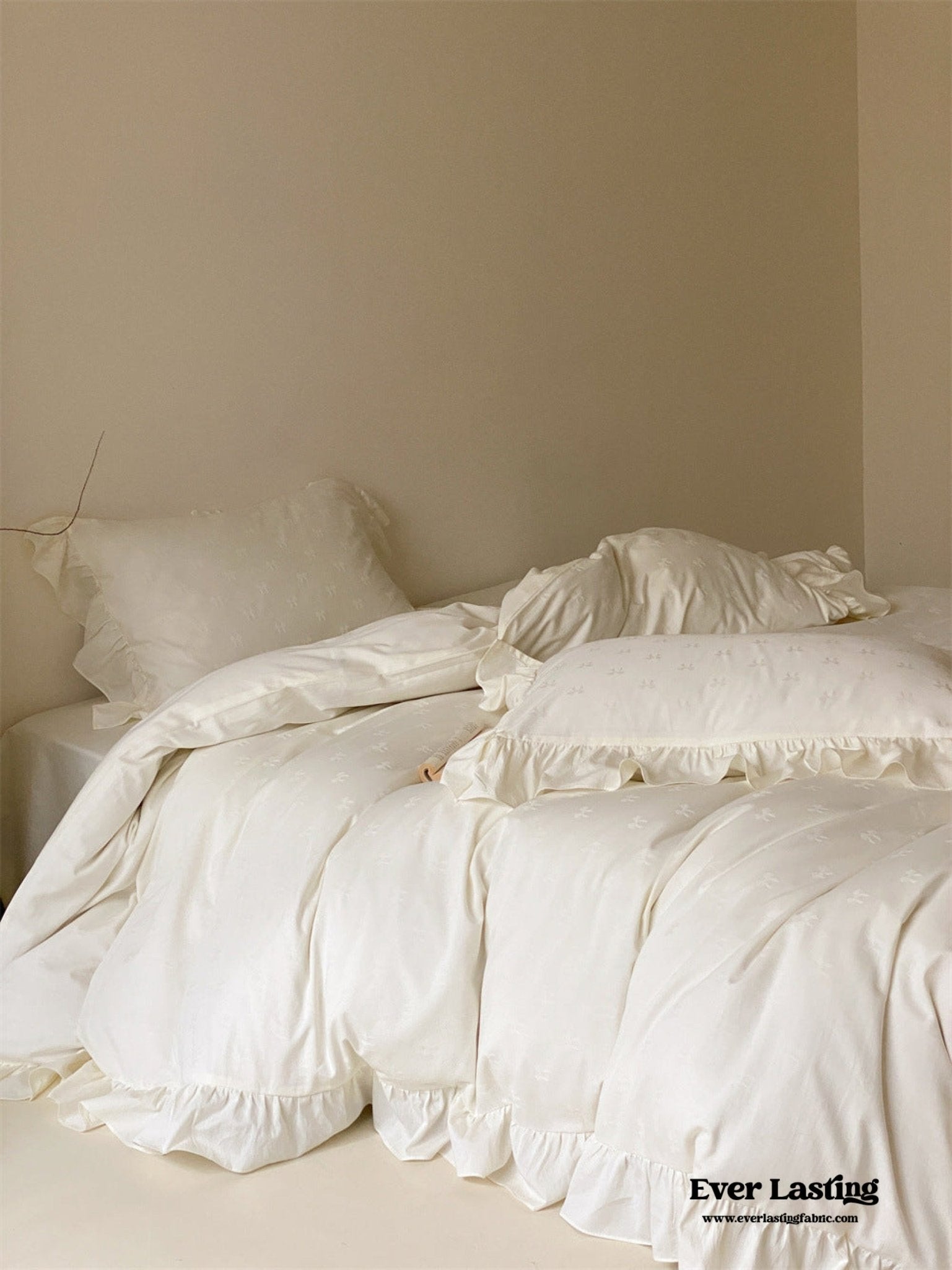 Mimi Ribbon Ruffle White Bedding Bundle - Ever Lasting
