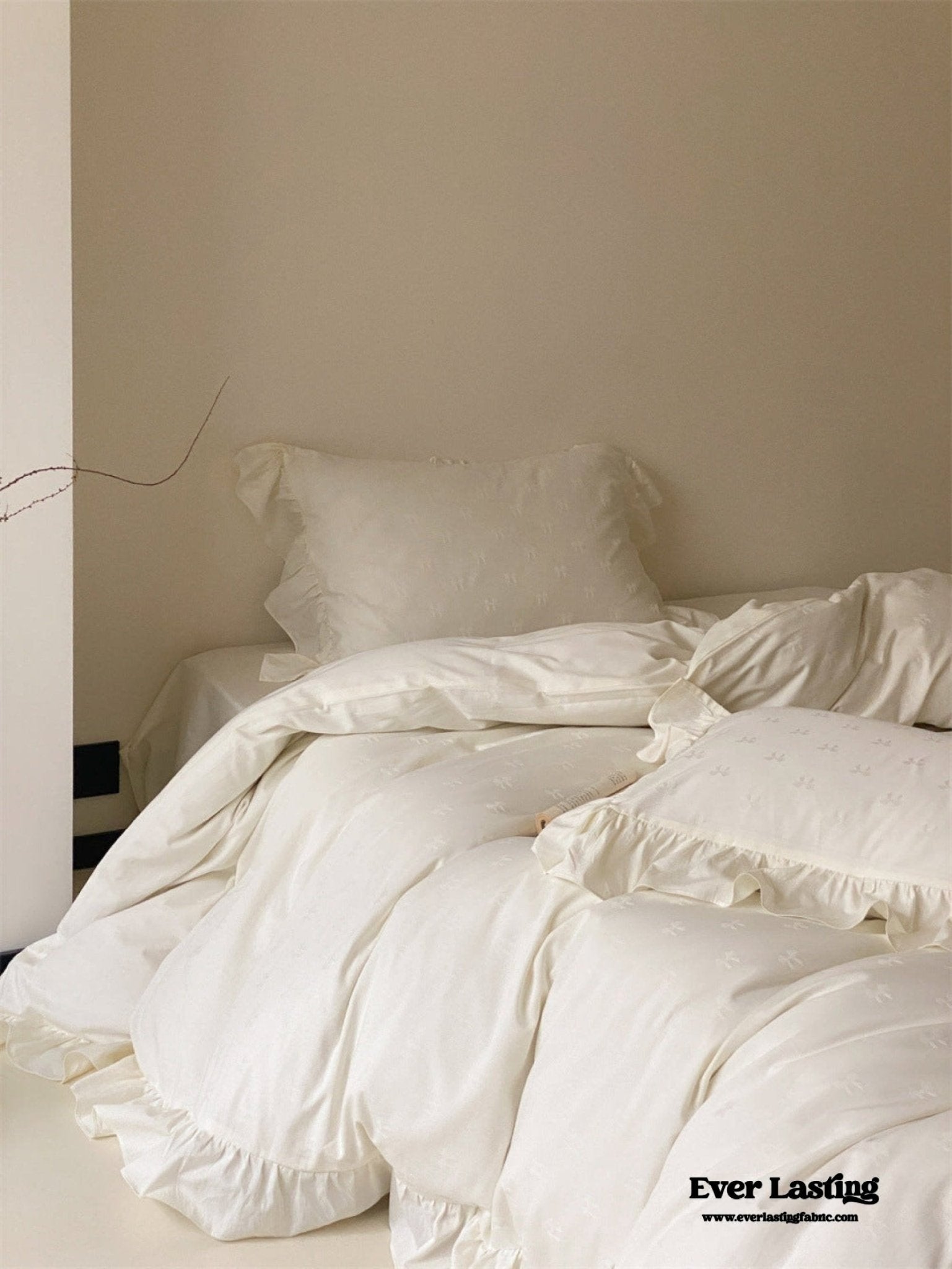 Mimi Ribbon Ruffle White Bedding Set - Ever Lasting