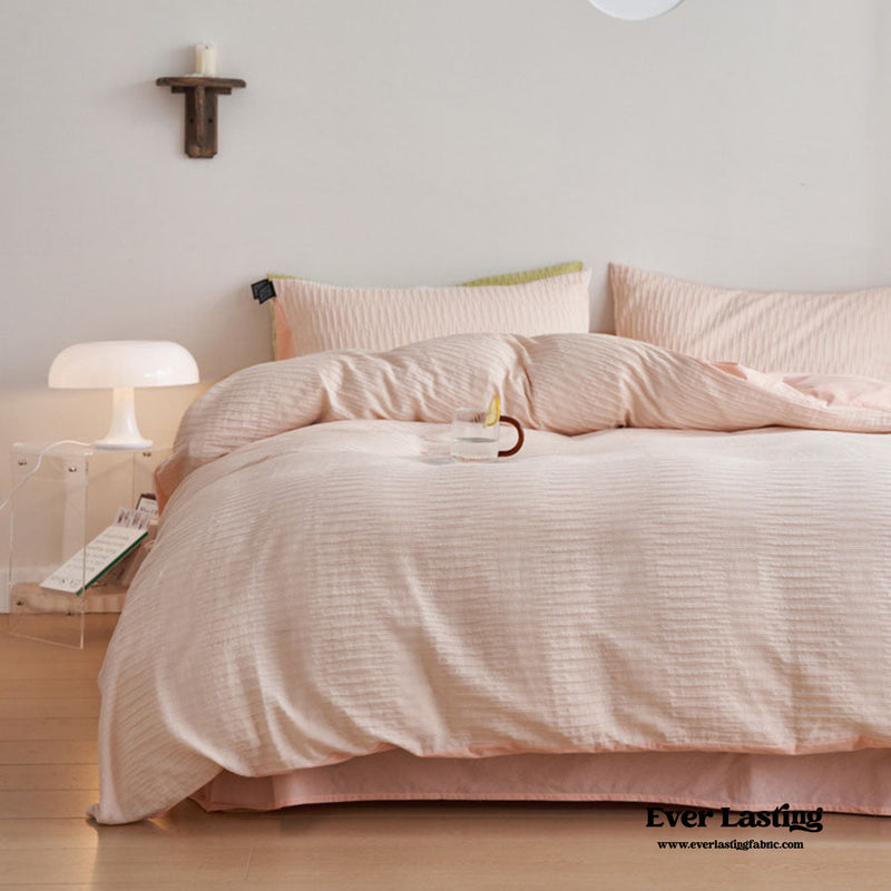 Minimal Jacquard Bedding Set / Peach