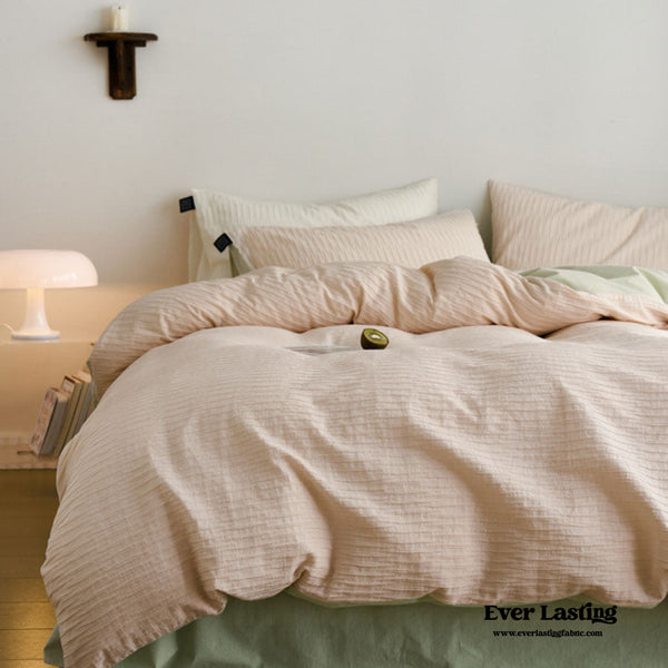Minimal Jacquard Bedding Set / Pink Green