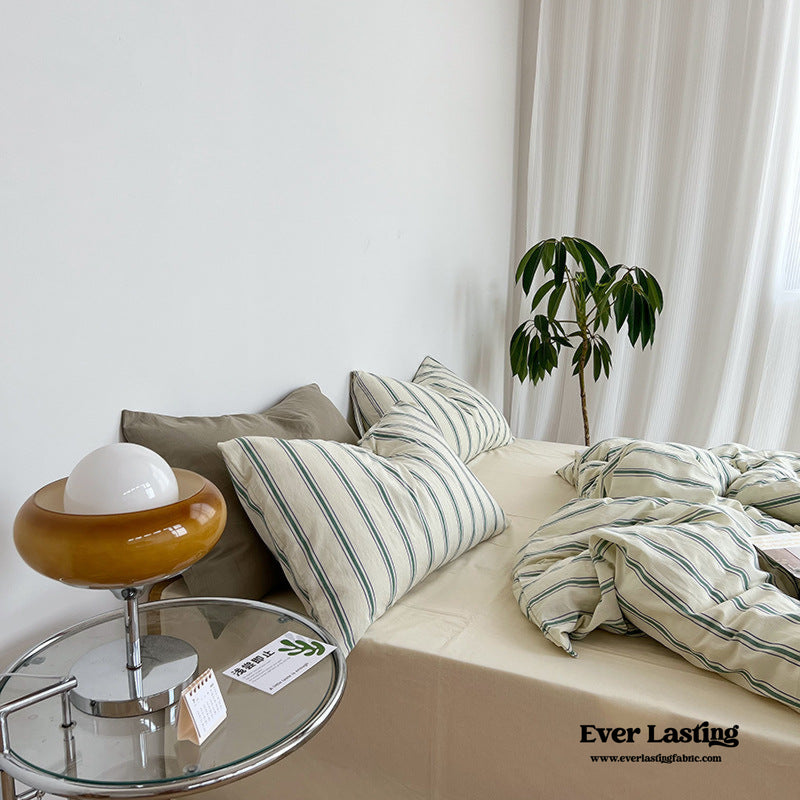 Minimal Stripe Bedding Set / Green