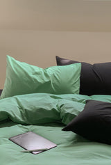 Mixed Color Maximalist Bedding Set / Purple + Black