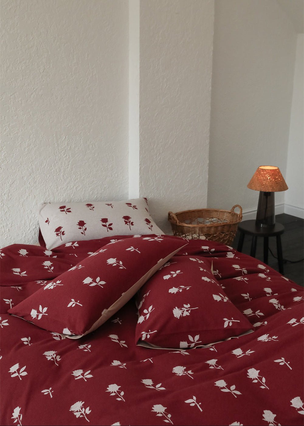  - Ever Lasting - Nadia Floral Jacquard Bedding Set / Red - Bedding Set - Ever Lasting