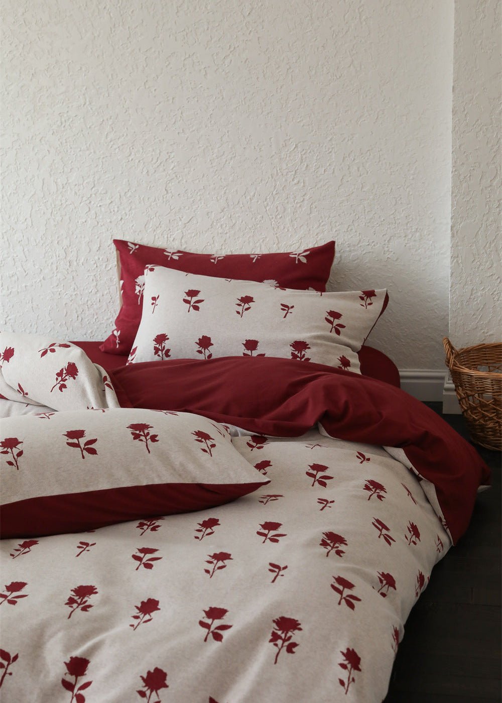  - Ever Lasting - Nadia Floral Jacquard Bedding Set / Red - Bedding Set - Ever Lasting