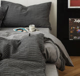Neutral Bedding Set / Gray Small Flat