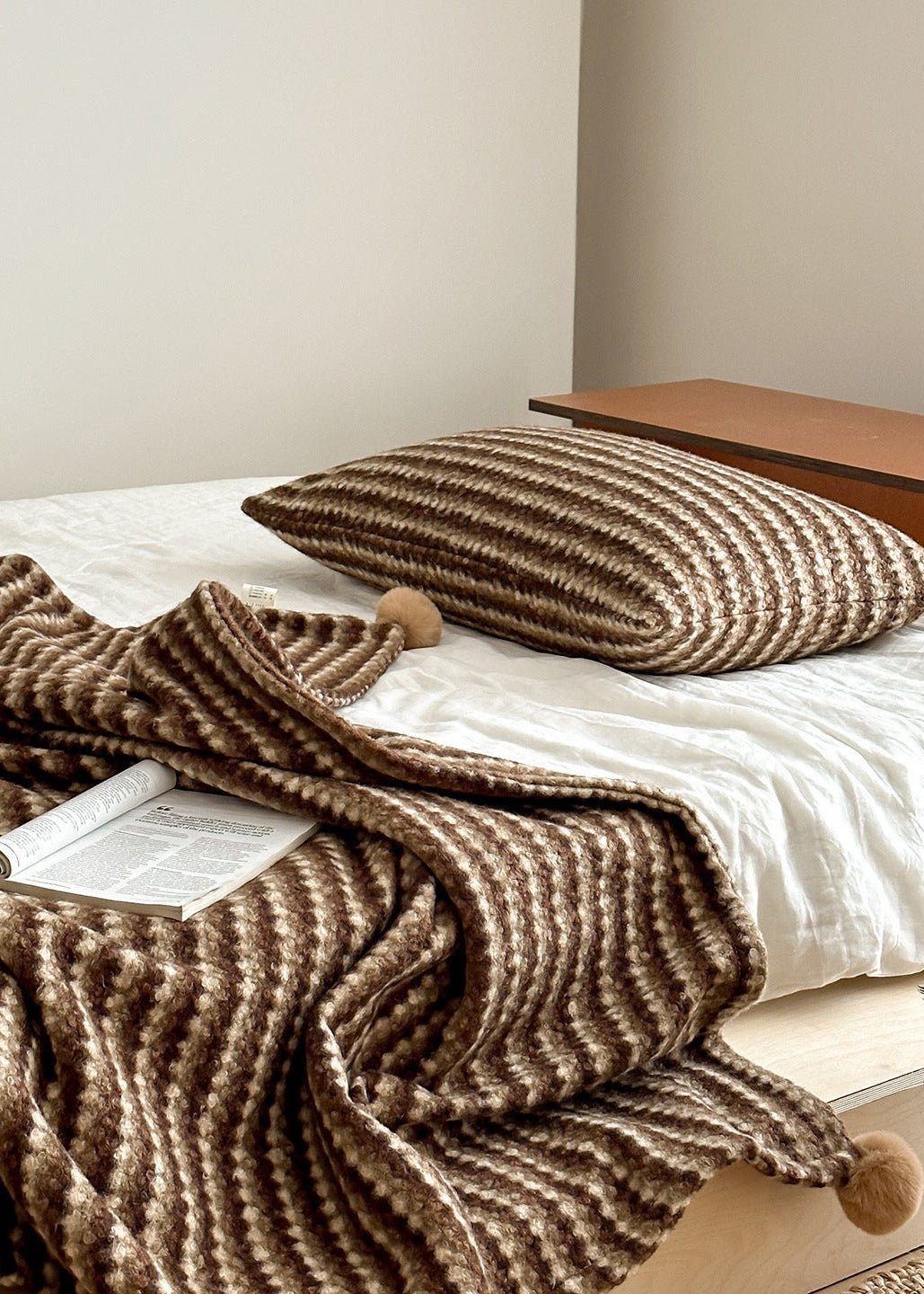  - Ever Lasting - Noelle Driftwood Stripe Velvet Throw / Green - Blanket - Ever Lasting