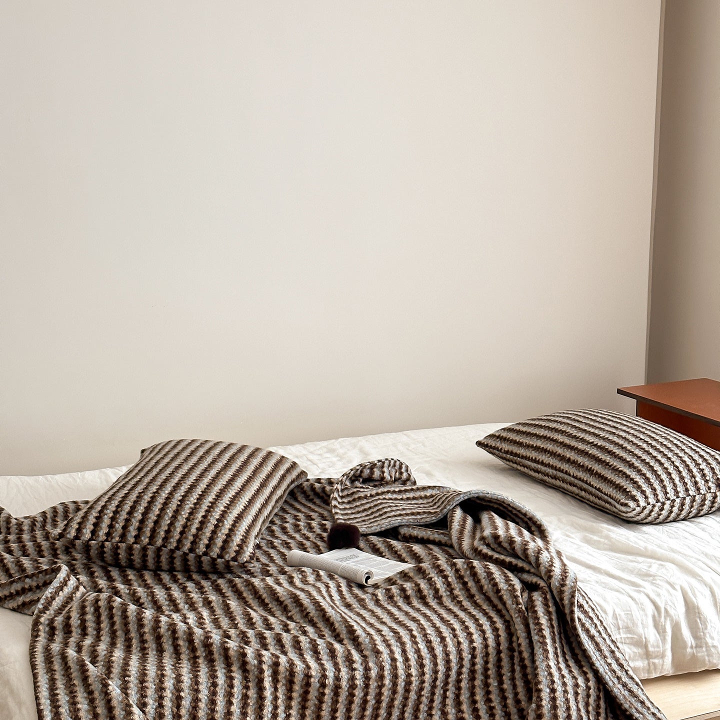  - Ever Lasting - Noelle Driftwood Stripe Velvet Throw / Green - Blanket - Ever Lasting