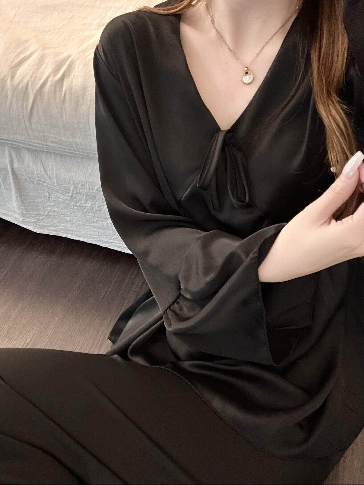 -Ever Lasting - Noira Silky Long-Sleeve Pajama Set / Black -Pajamas -Ever Lasting