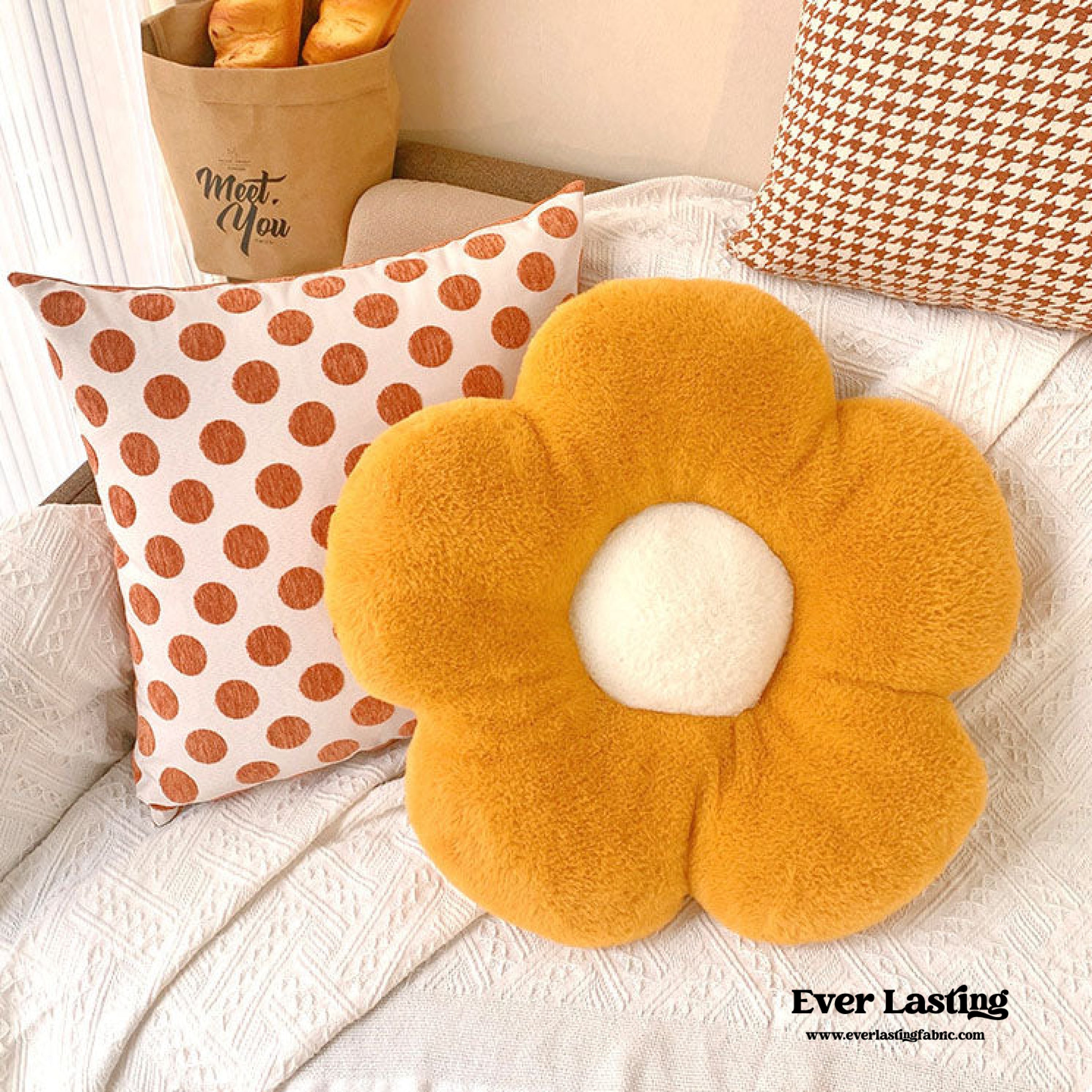 Set of Retro deals Flower Pillows