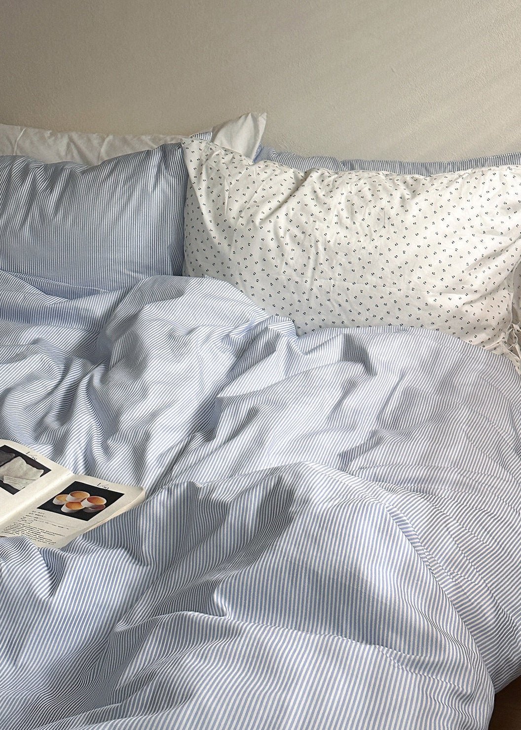  - Ever Lasting - Paloma Striped Floral Bedding Set / White - Bedding Set - Ever Lasting