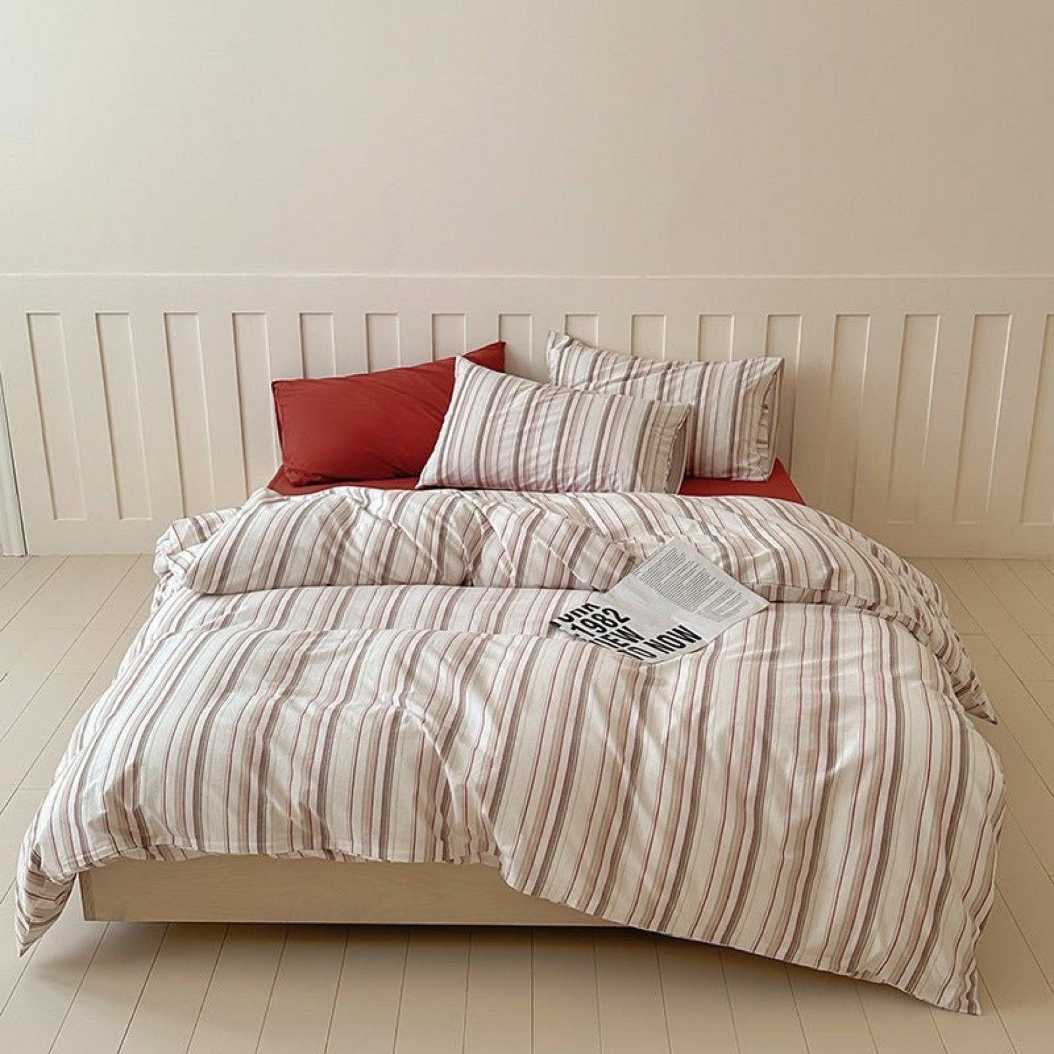 Parker Minimalist Striped Bedding Set / Pink - Ever Lasting