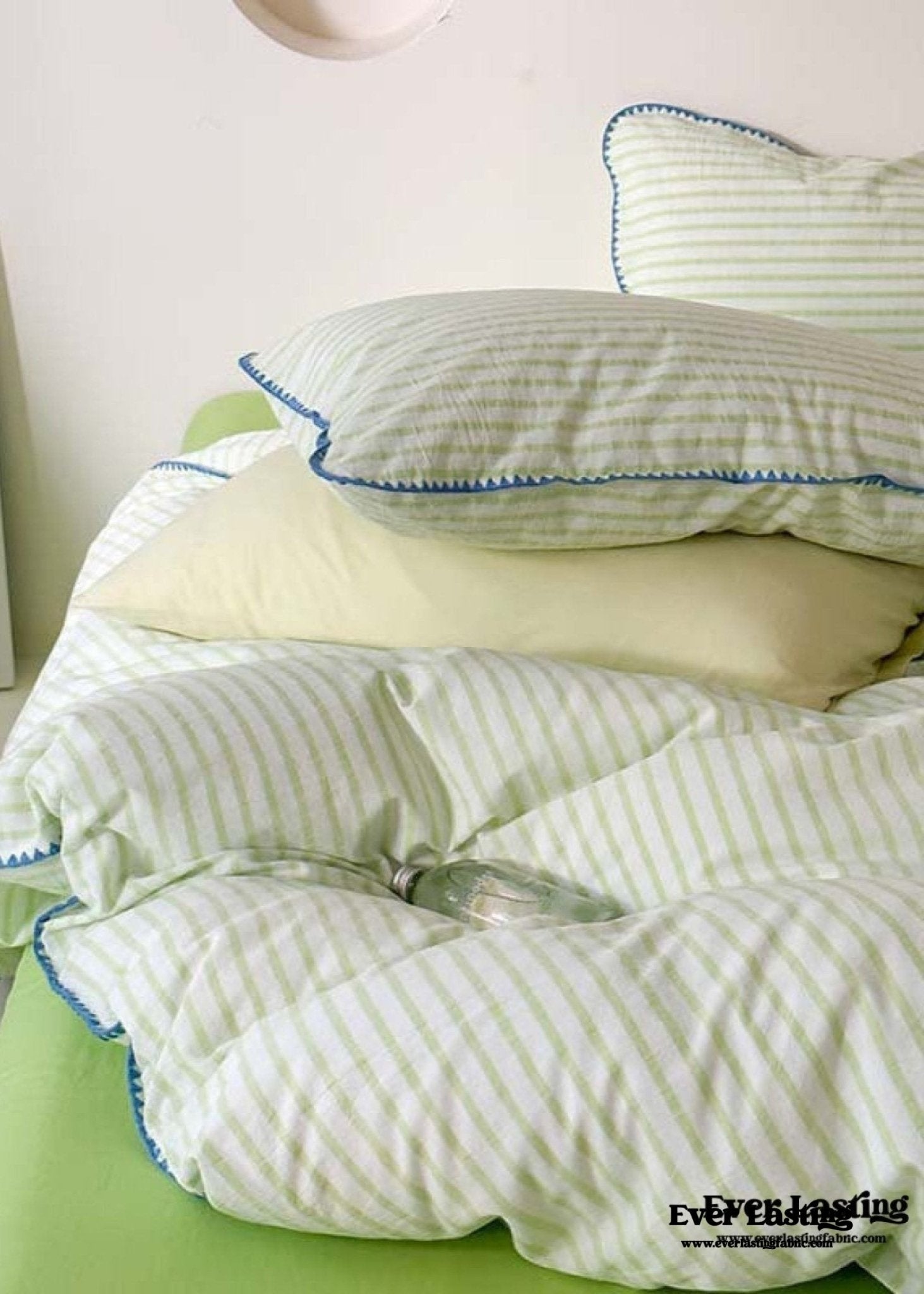 Pepper Candy Stripe Bedding Bundle - Ever Lasting