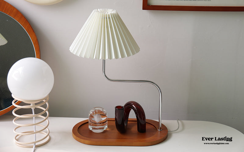 Pleated Wooden Tray Lamp / Brown Light