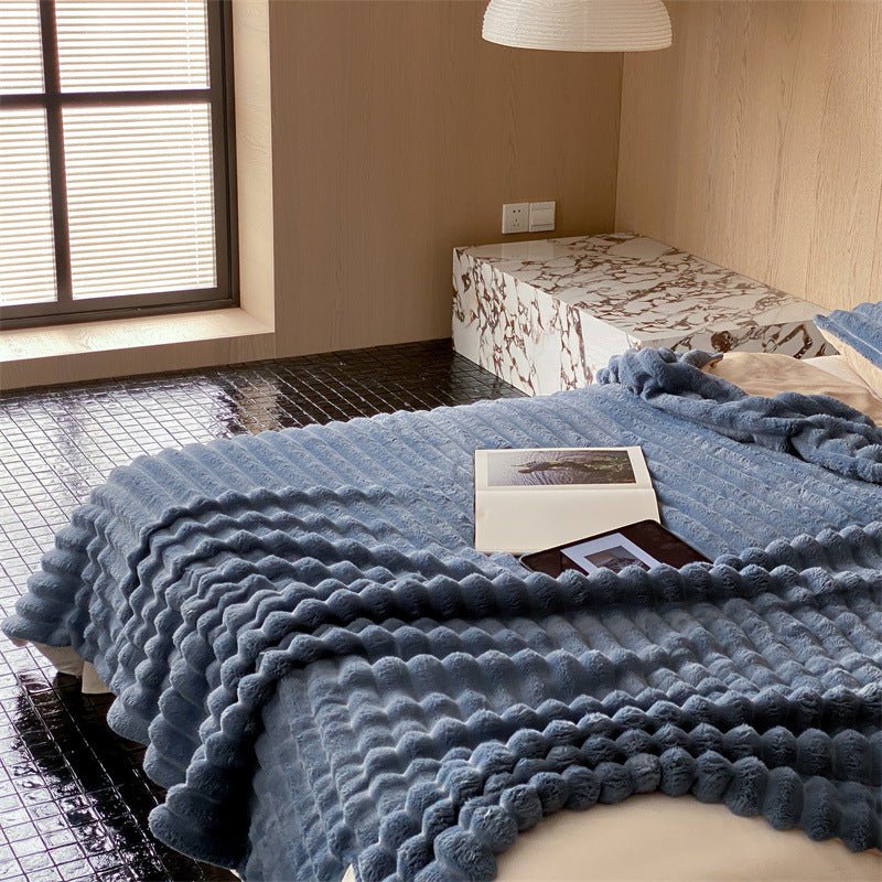  - Ever Lasting - Plush Cozy Jacquard Blanket / Blue - Blankets - Ever Lasting