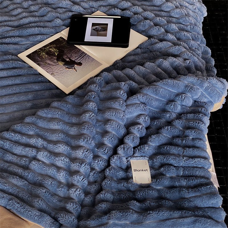  - Ever Lasting - Plush Cozy Jacquard Blanket / Blue - Blankets - Ever Lasting
