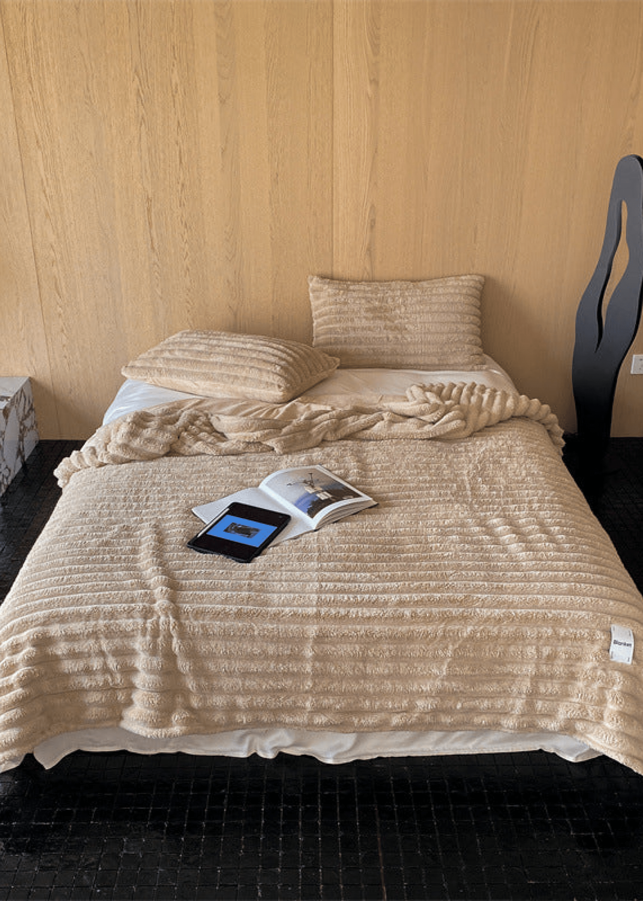  - Ever Lasting - Plush Cozy Jacquard Blanket / Blue - Blankets - Ever Lasting