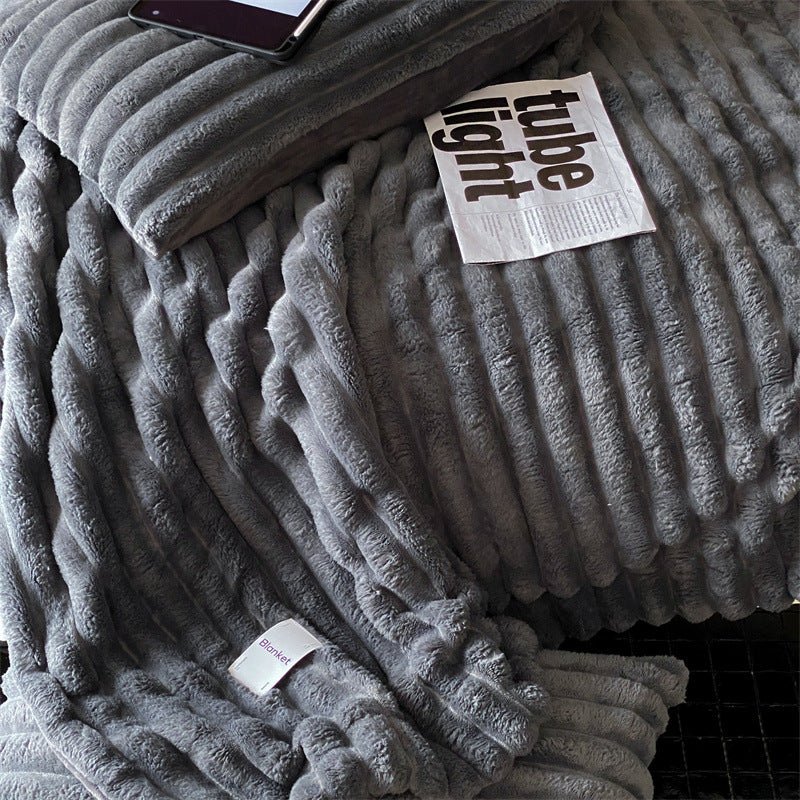  - Ever Lasting - Plush Cozy Jacquard Blanket / Blue - Blankets - Ever Lasting