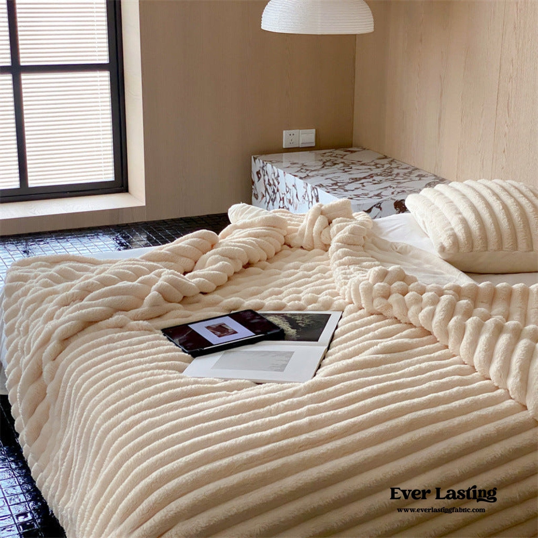 Plush Cozy Jacquard Blanket | Luxurious Cozy Blanket | Ever Lasting