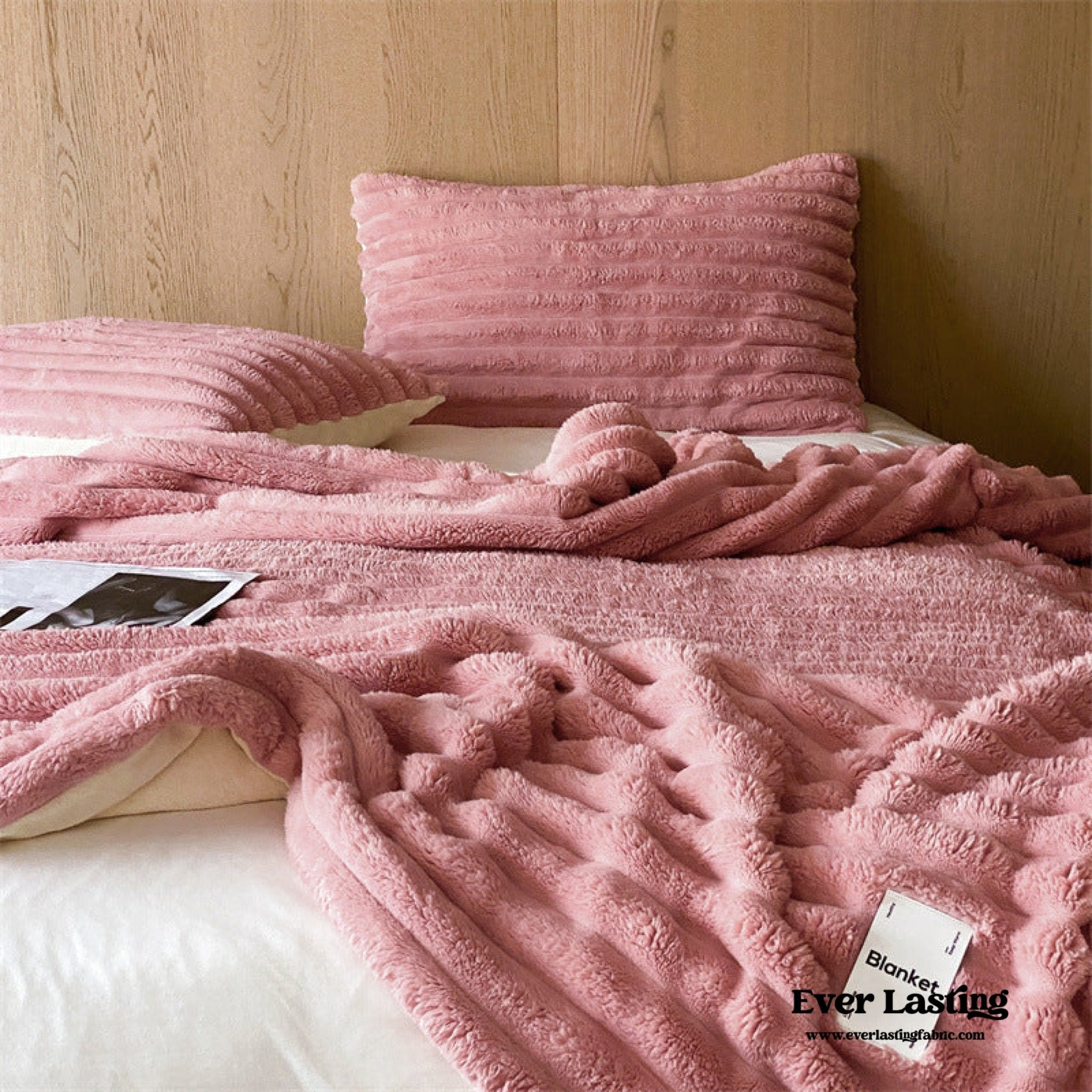 Plush Cozy Jacquard Blanket / Cream White - Ever Lasting