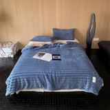 Plush Cozy Jacquard Blanket / Cream White Blue Small Blankets
