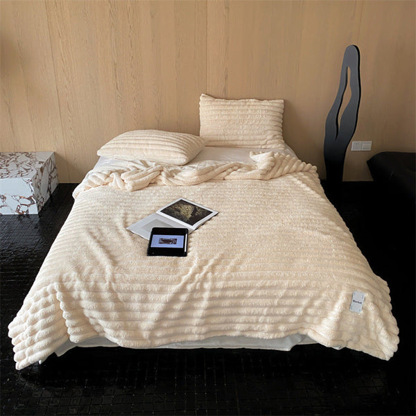Plush Cozy Jacquard Blanket / Cream White Small Blankets