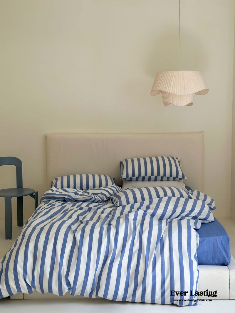 Refreshing Stripe Bedding Set / Blue Single