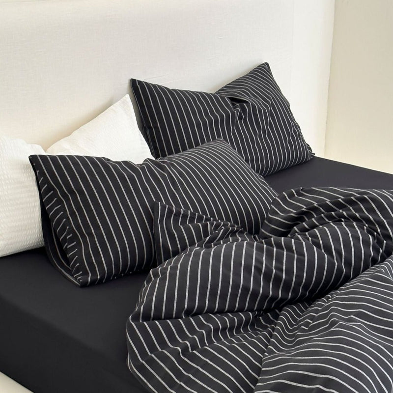 Refreshing Stripe Pillowcases / Forest Green Black Thin