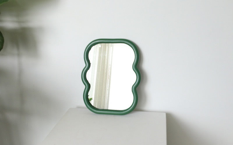 Retro Wooden Mirror / Green Wavy