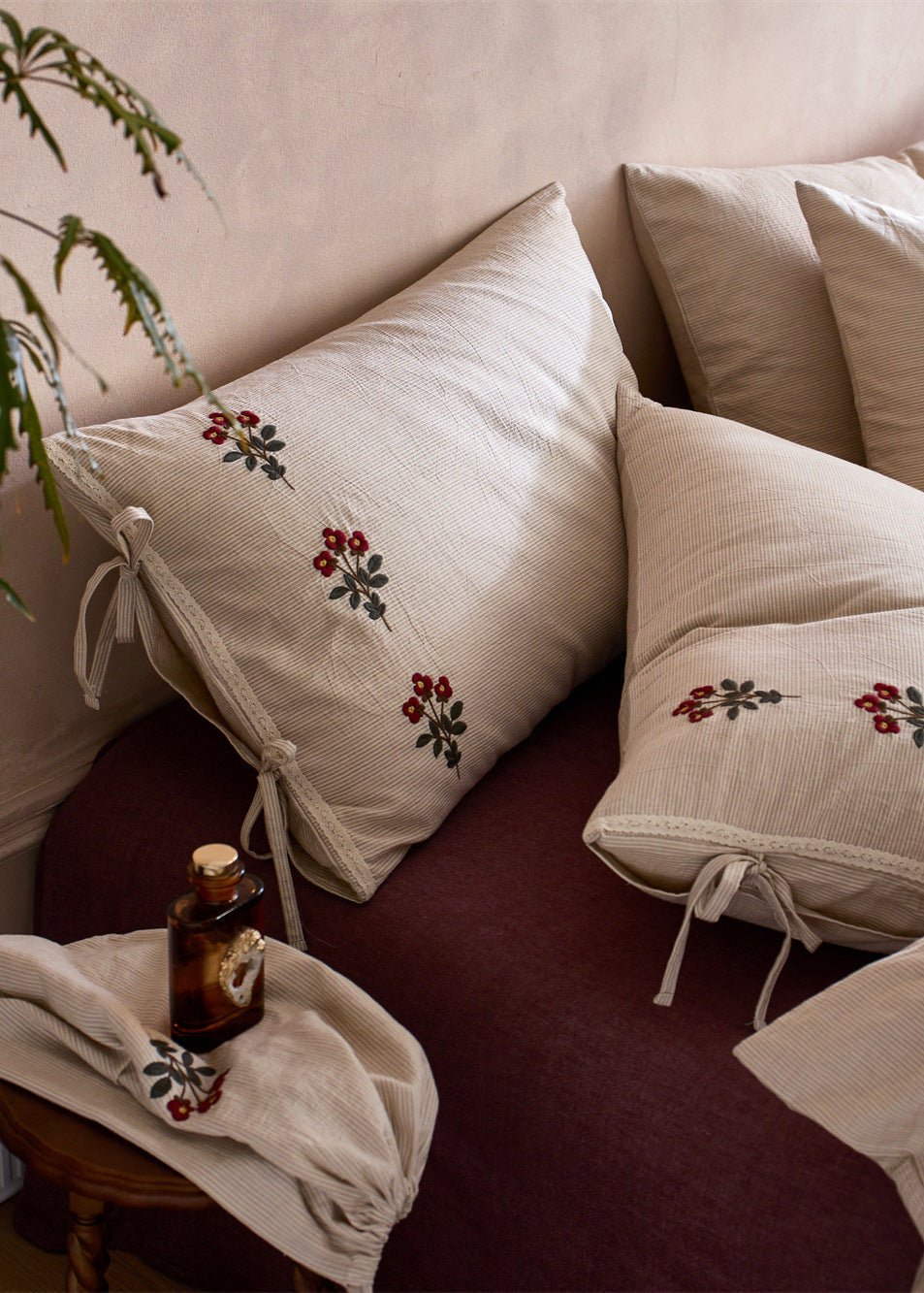  - Ever Lasting - Rowan Jacquard Striped Floral Bedding Bundle - Bedding Set - Ever Lasting