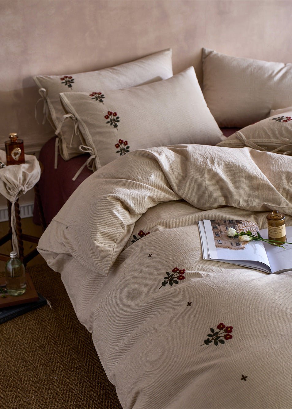  - Ever Lasting - Rowan Jacquard Striped Floral Bedding Bundle - Bedding Set - Ever Lasting