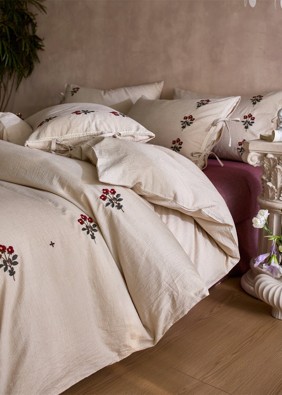  - Ever Lasting - Rowan Jacquard Striped Floral Bedding Bundle - Bedding Set - Ever Lasting