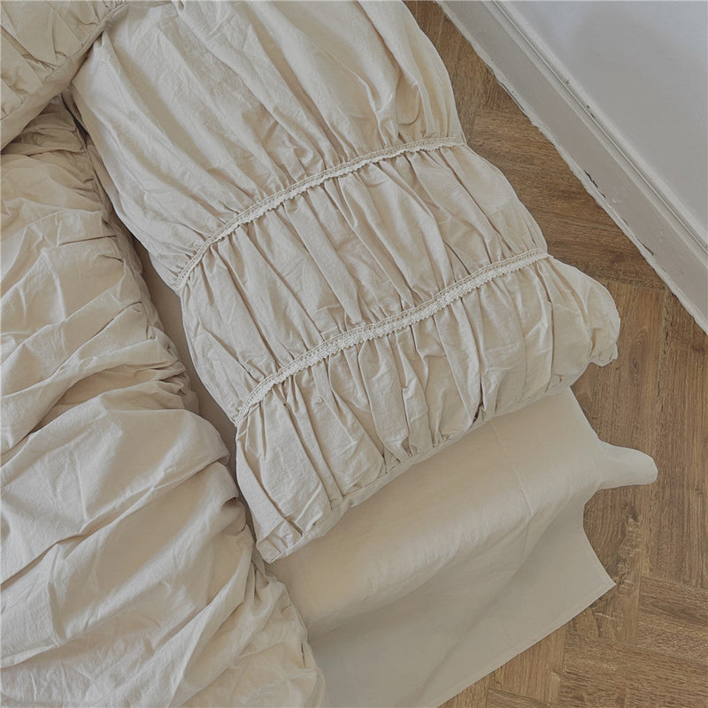 Royal Duvet Cover & Pillowcases / Beige Bedding Set