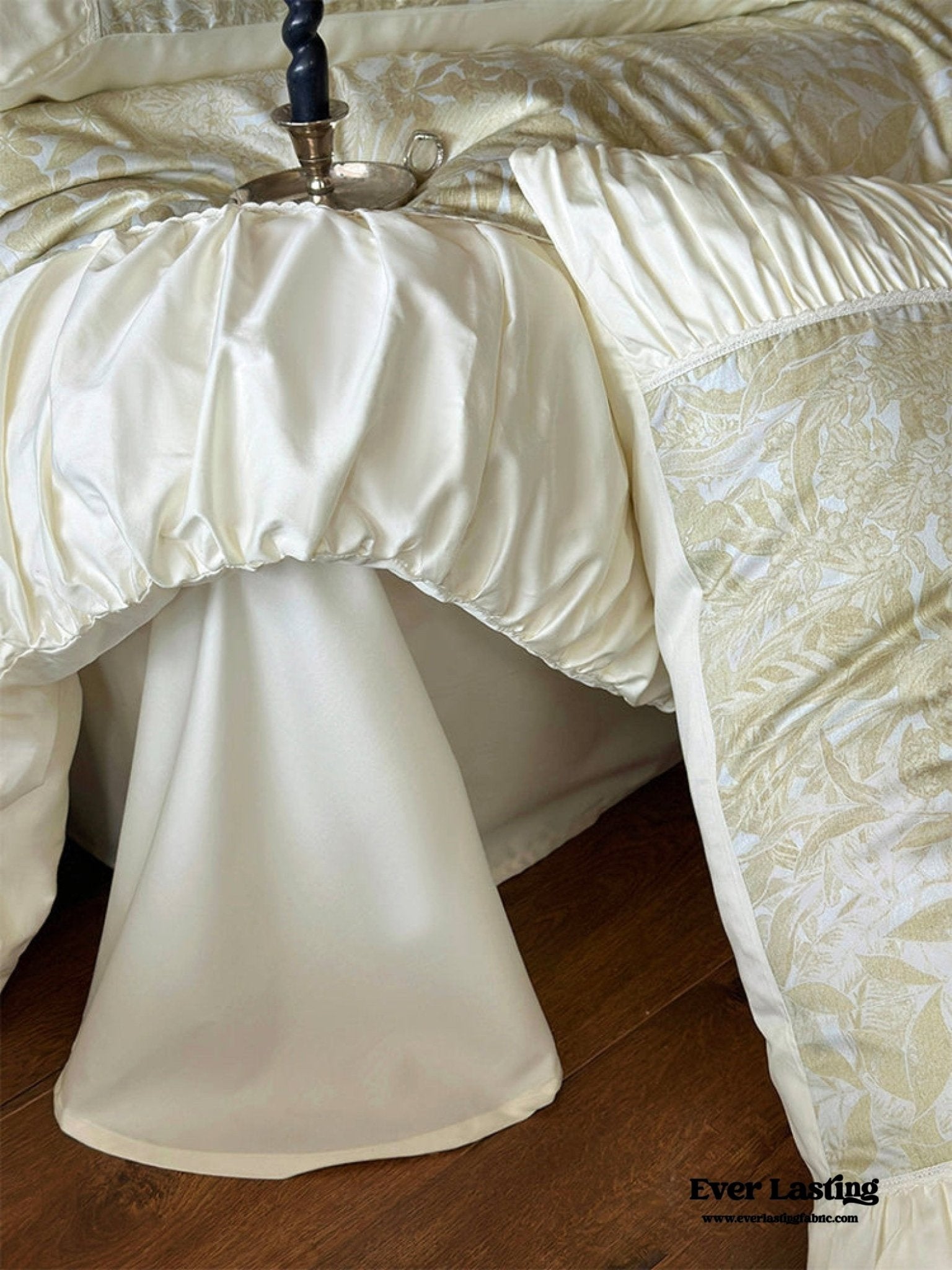 Royal Floral Ruffle Bedding Set / Pink - Ever Lasting