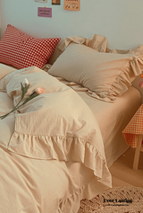 Ruffle Bedding Set / Pink