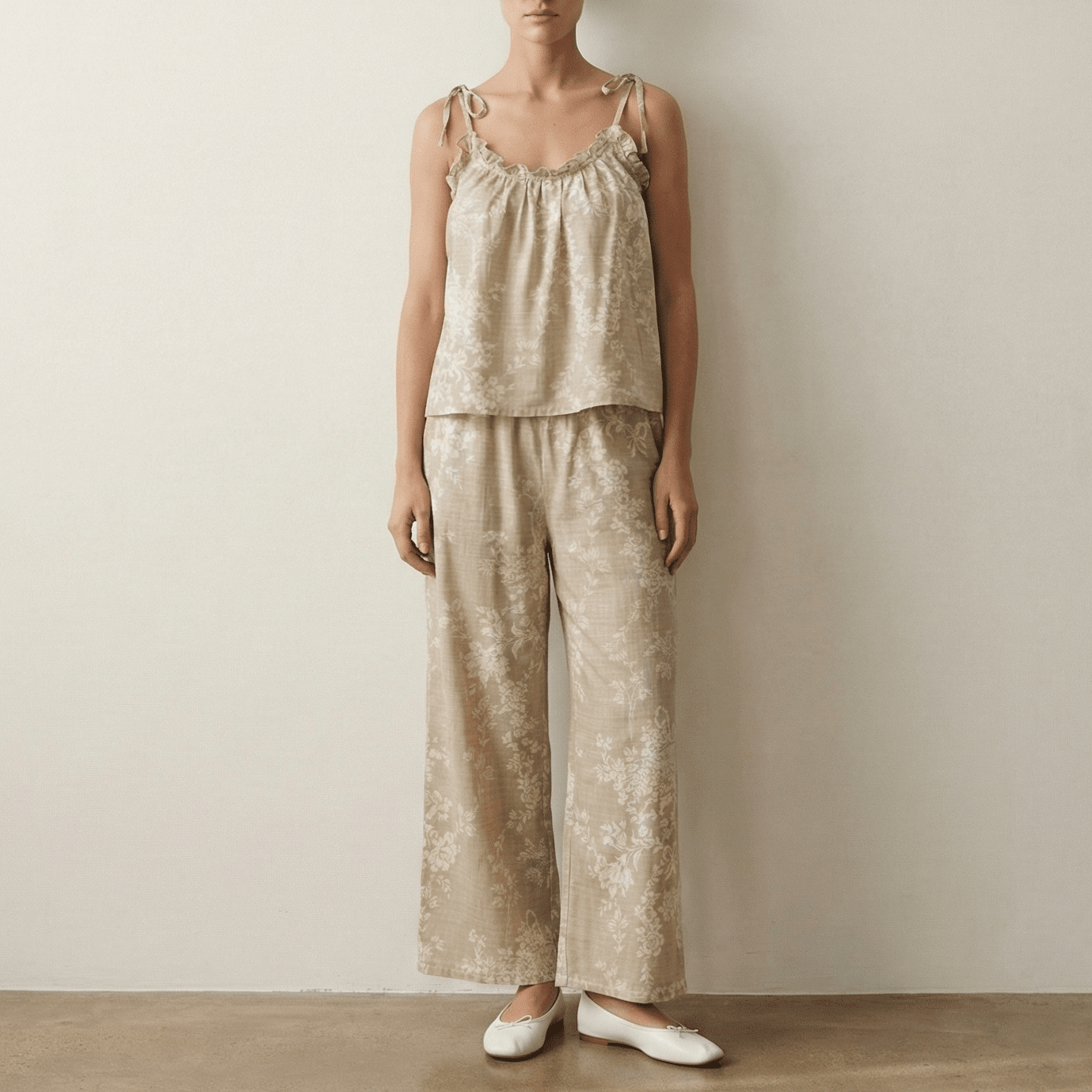  - Ever Lasting - Sabine Sleeveless & Long - Pant Floral Pajama Set / Beige - Pajamas - Ever Lasting
