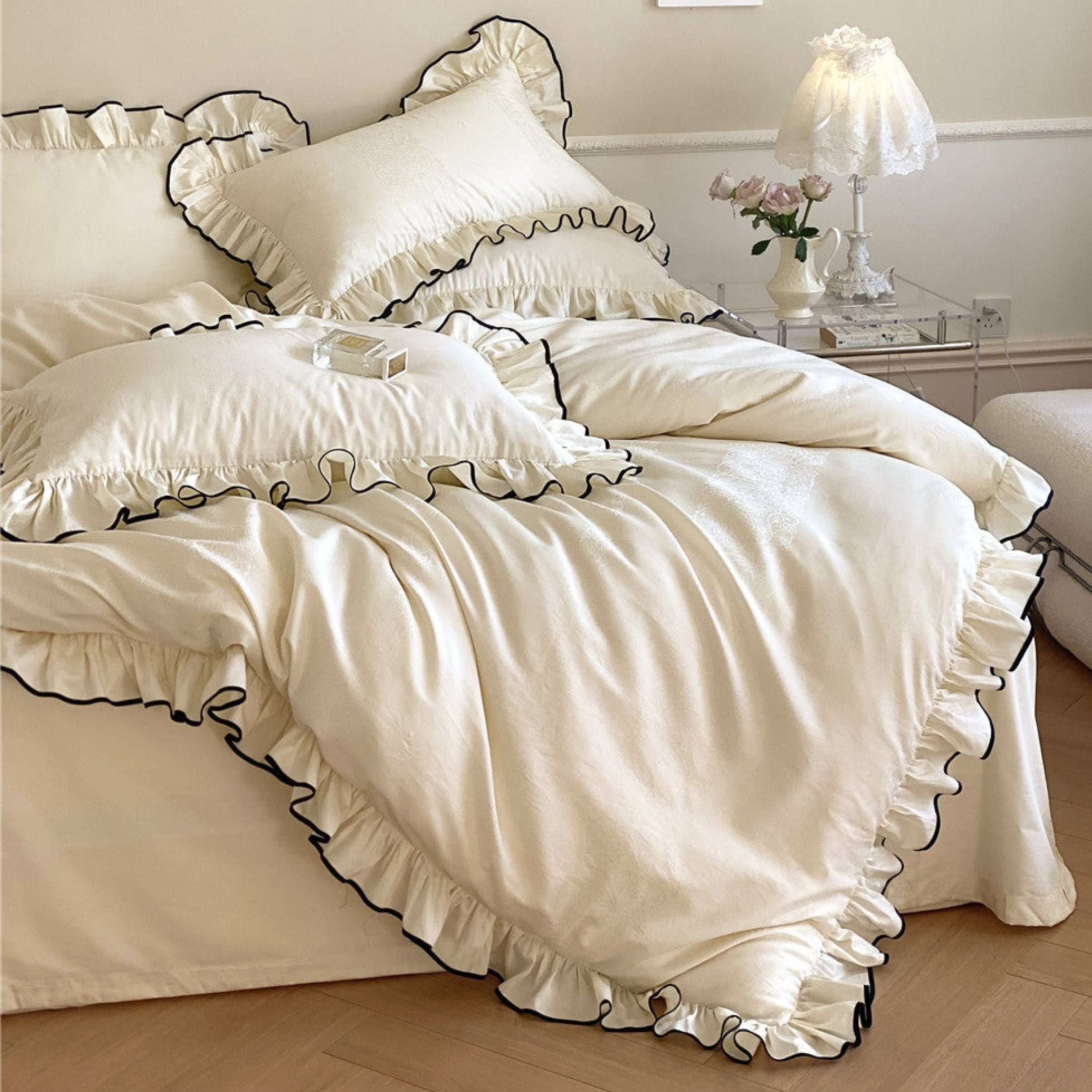 Silky Ruffle Bed Sheet Bed Sheets