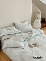 Scandinavian Overlock Striped Bedding Bundle