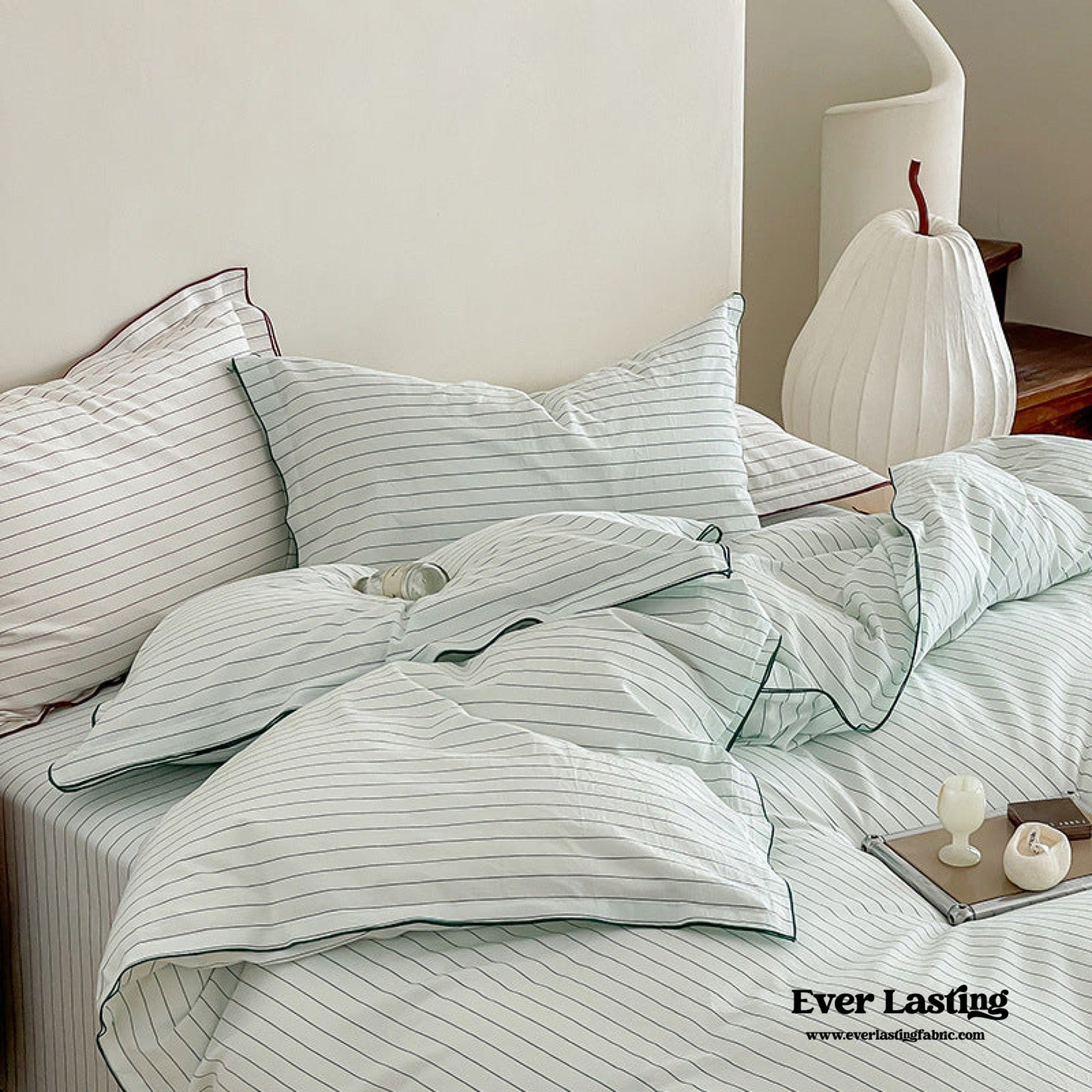 Scandinavian Overlock Striped Bedding Set / Gray - Ever Lasting
