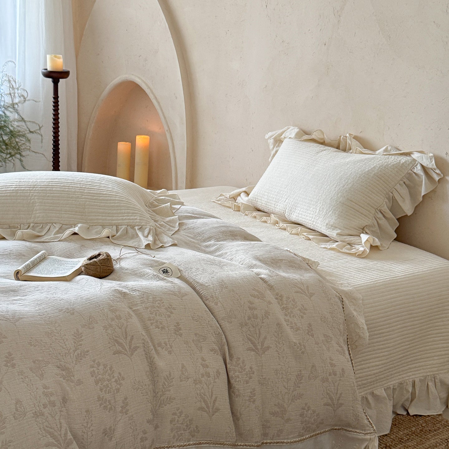  - Ever Lasting - Seraphina Floral Ruffle Bedding Set / Brown - Bedding Set - Ever Lasting