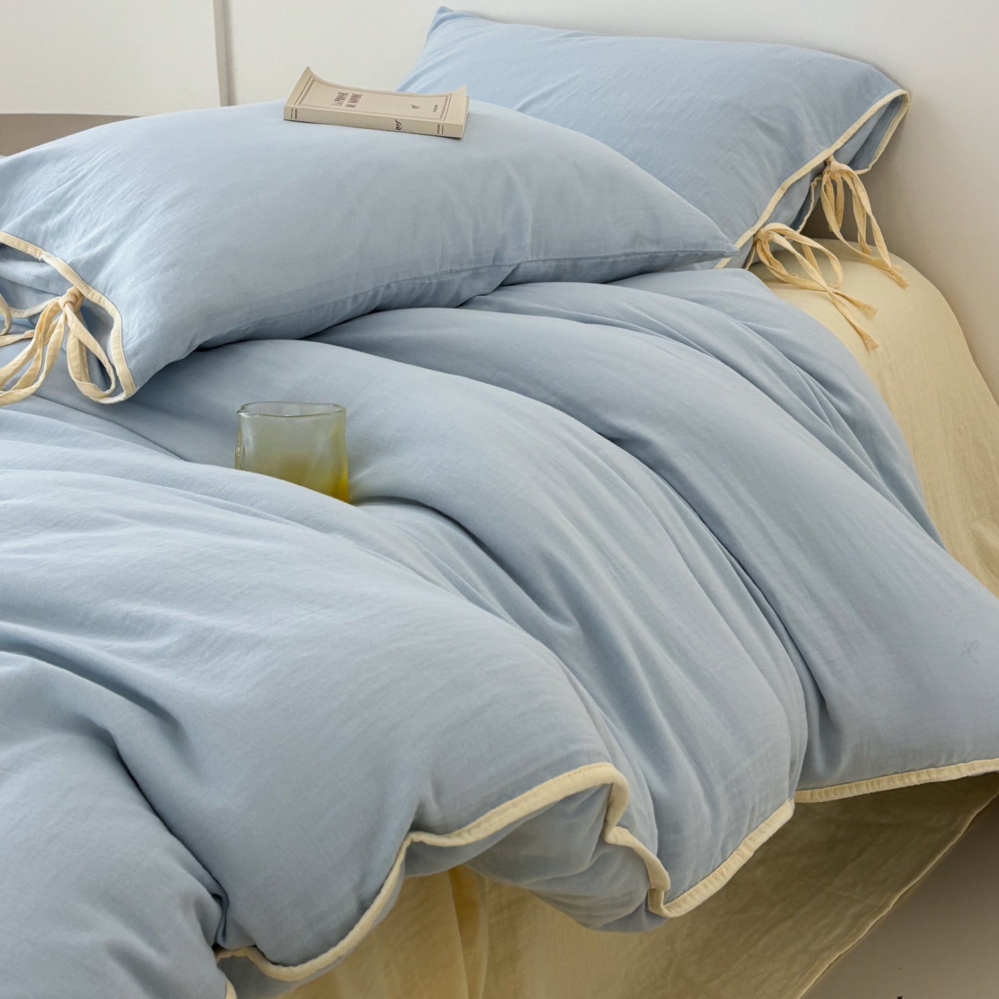  - Ever Lasting - Serena Ribbon Tied Bedding Set / Pink - Bedding Set - Ever Lasting