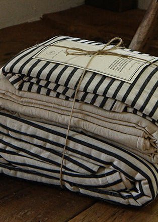  - Ever Lasting - Silas Striped Jacquard Bedding Set / White - Bedding Set - Ever Lasting