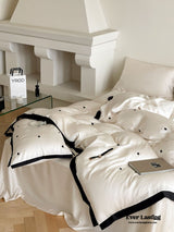 Silky Black Heart White Bedding Set / +
