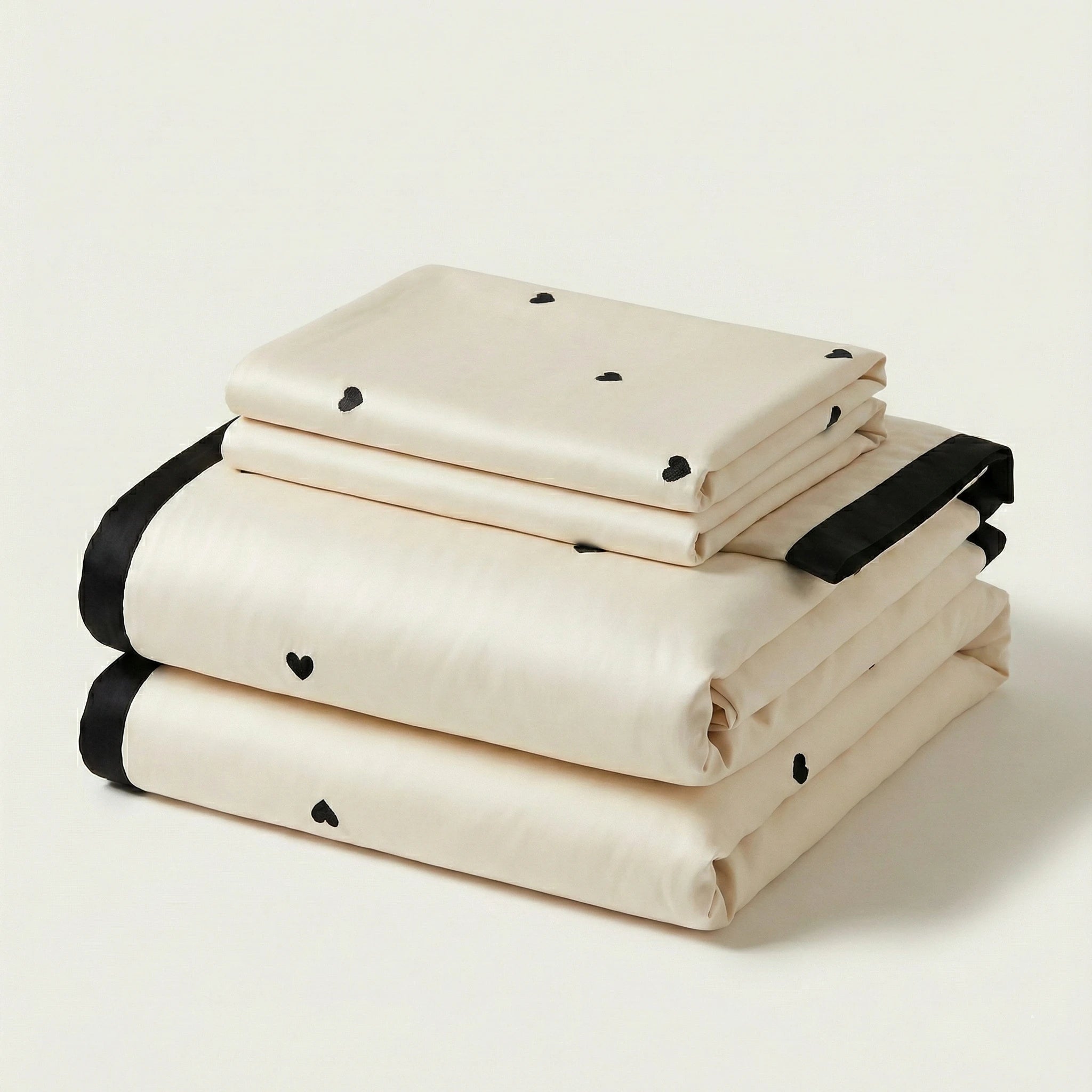  - Ever Lasting - Silky Black Heart White Bedding Set / White + Black - Bedding Set - Ever Lasting