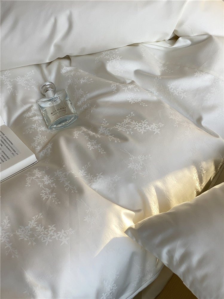  - Ever Lasting - Silky Floral Bedding Set / Snow White - Bedding Set - Ever Lasting
