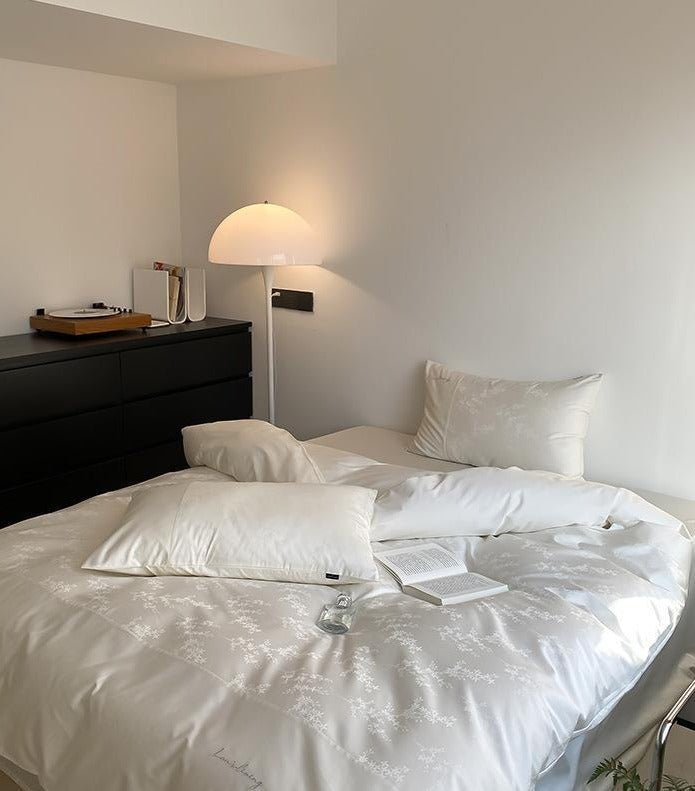  - Ever Lasting - Silky Floral Bedding Set / Snow White - Bedding Set - Ever Lasting