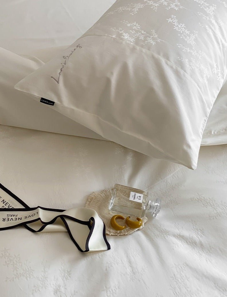  - Ever Lasting - Silky Floral Bedding Set / Snow White - Bedding Set - Ever Lasting