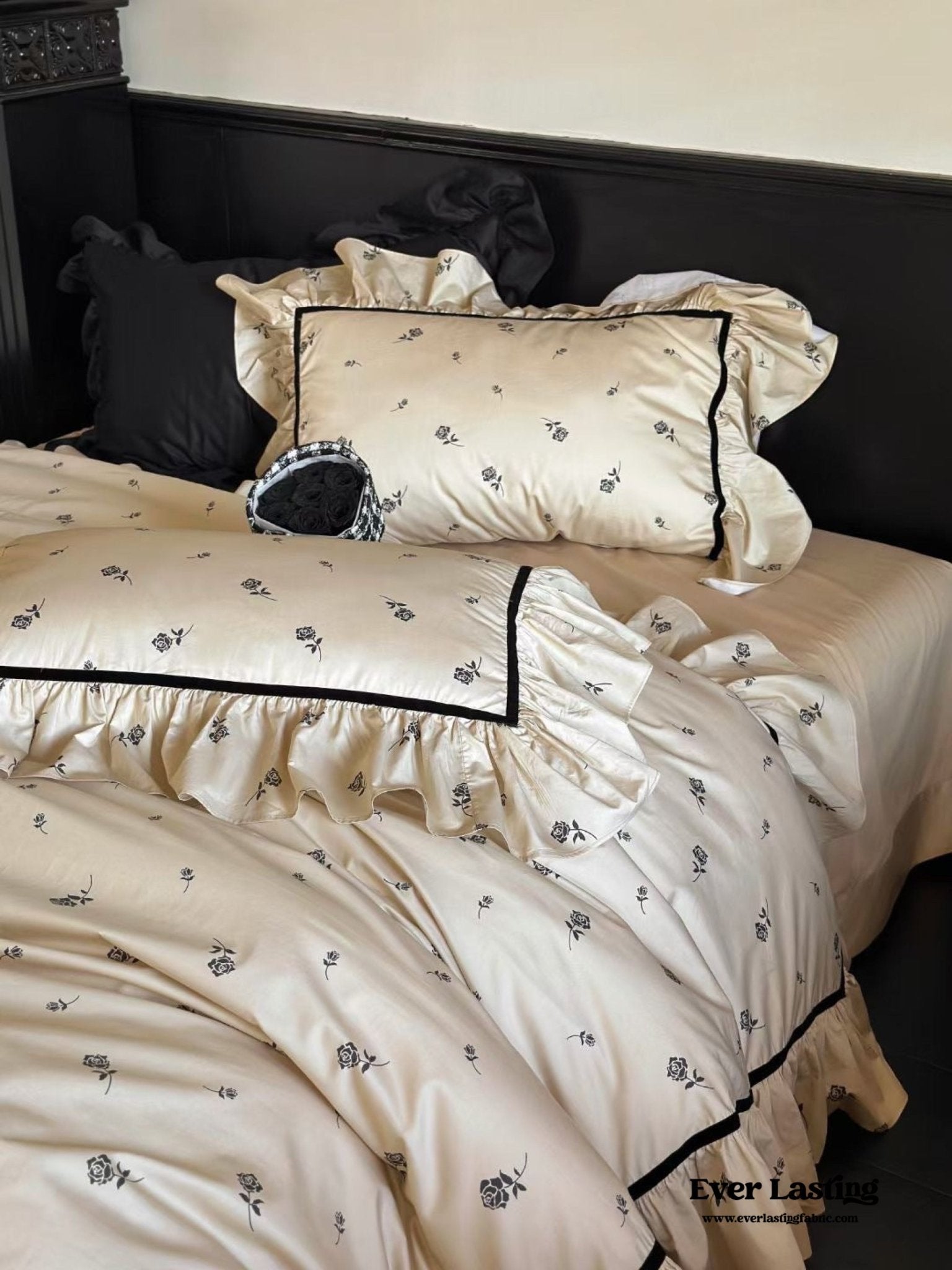 Silky French Black Rose Bedding Bundle - Ever Lasting