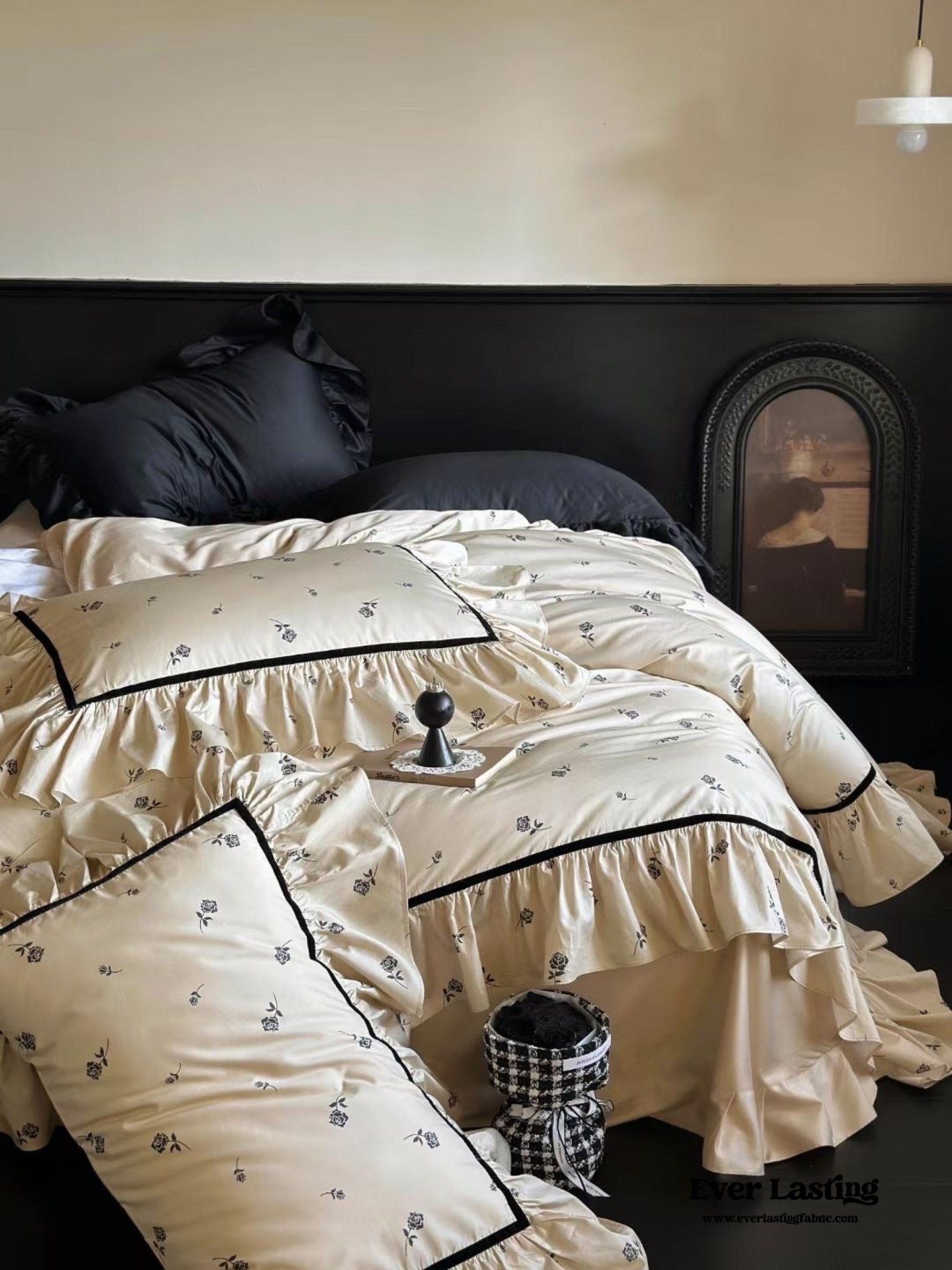 Silky French Black Rose Bedding Set - Ever Lasting