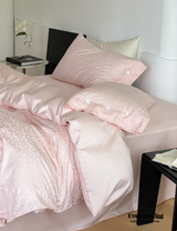 Silky Leopard Buttoned Bedding Set / Baby Pink