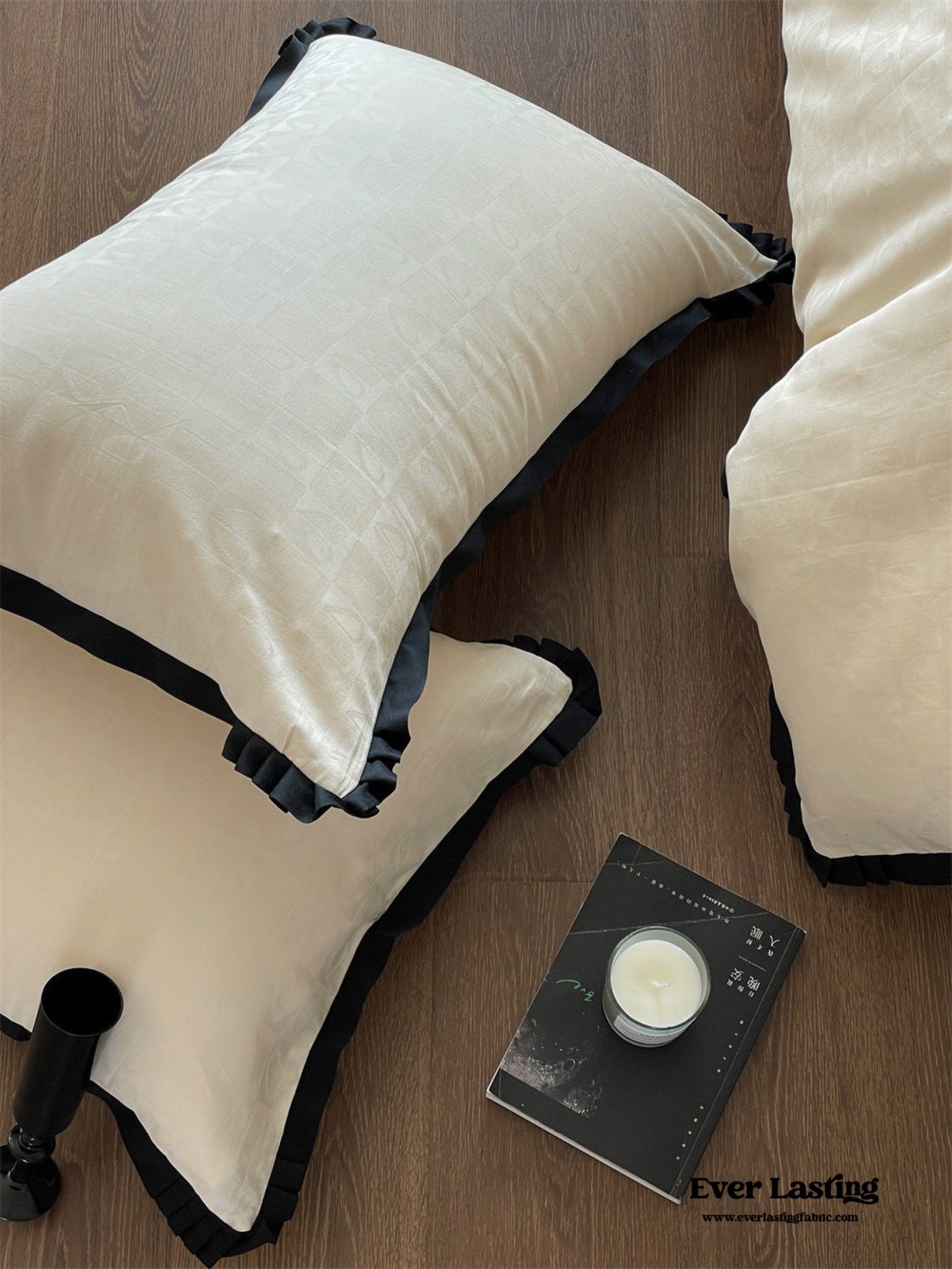 Silky Luxury Heart Textured Bedding Bundle - Ever Lasting